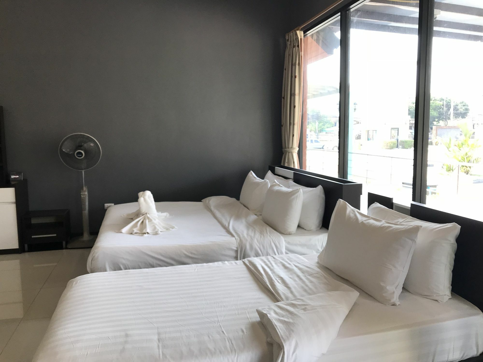 Usotel Waterland Hotel Udon Thani Ngoại thất bức ảnh